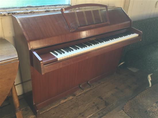 Eavestaff mini piano